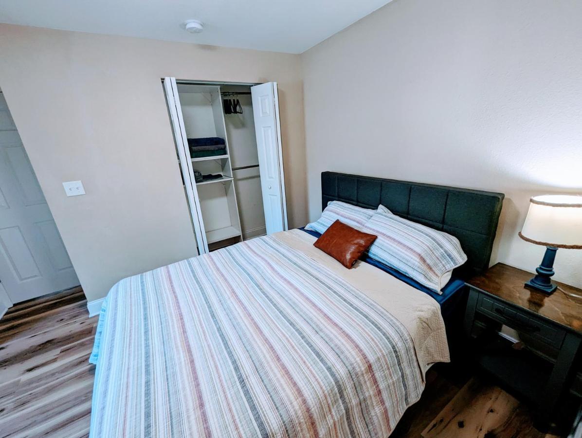 Charming & Cozy Lagoon Retreat - Steps From River - Parking Titusville Exterior foto